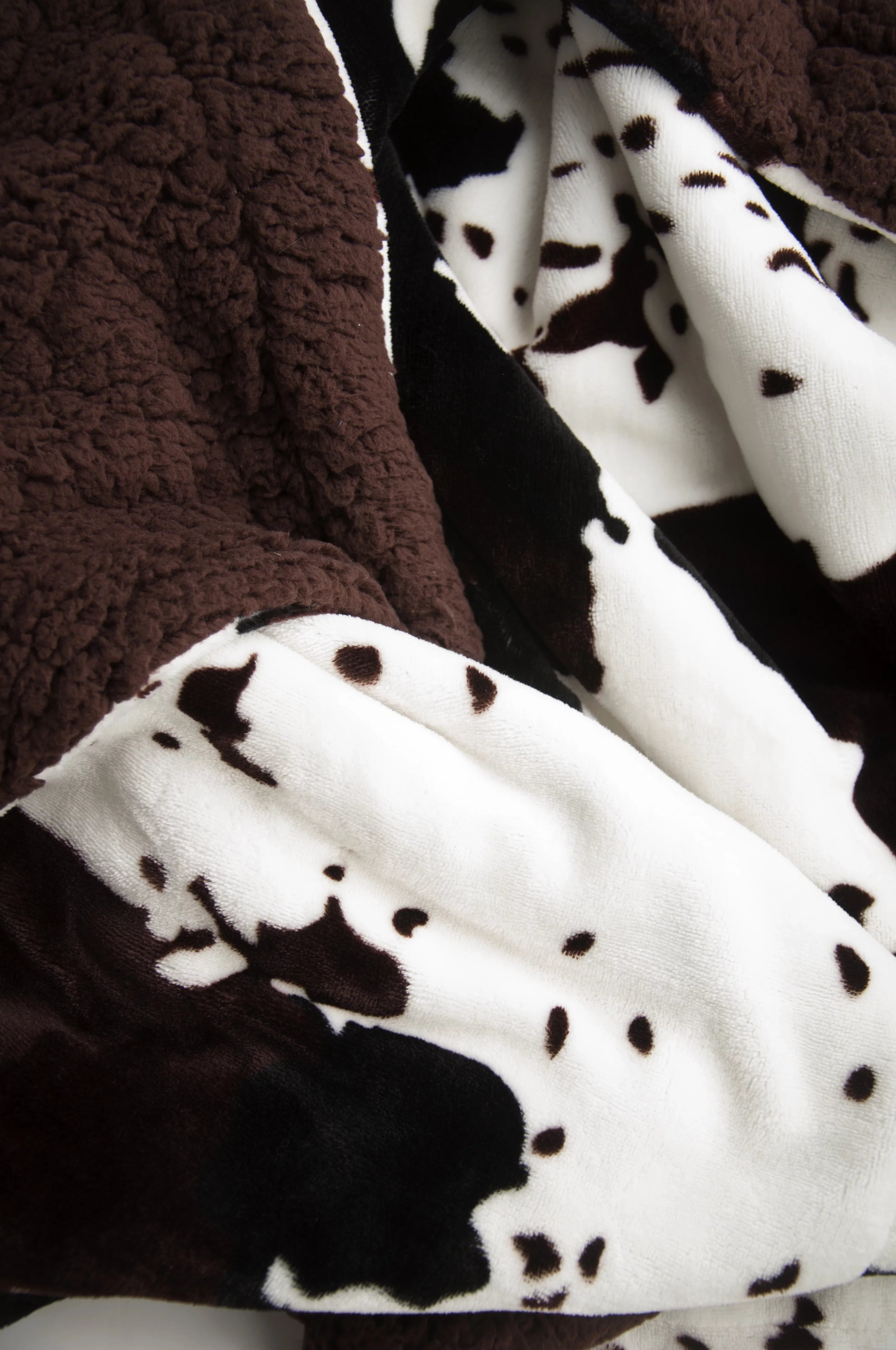 Brown Cowhide Print Sherpa Plush Throw Blanket L937