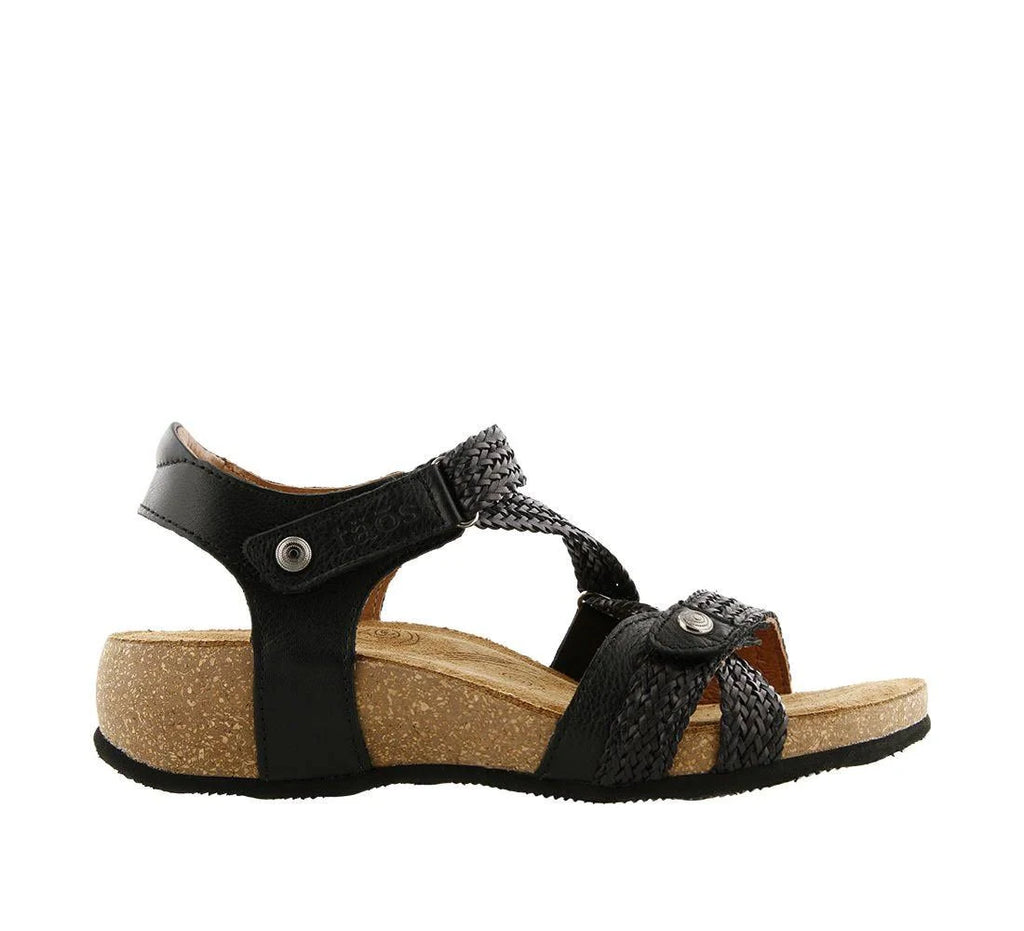 Black Wide Shoes V1887